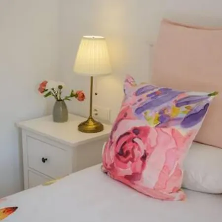 Flateli Lorenzana 17 * Gerona